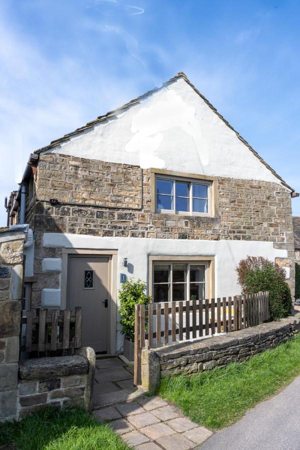 Thornes Cottage Huddersfield Exterior foto